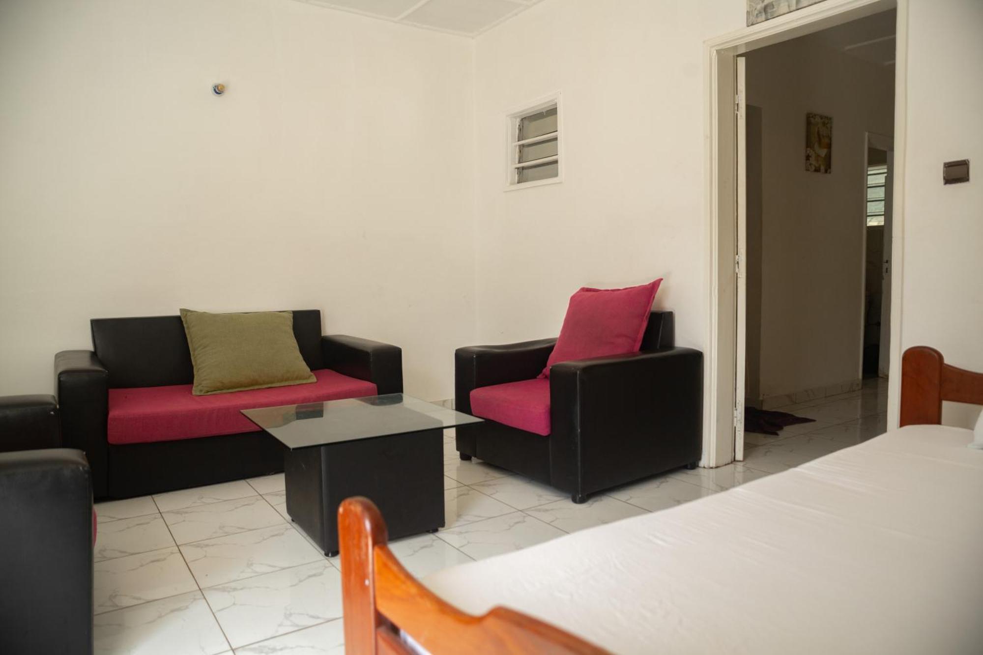 Tahiti Hotel Cotonou Exterior photo